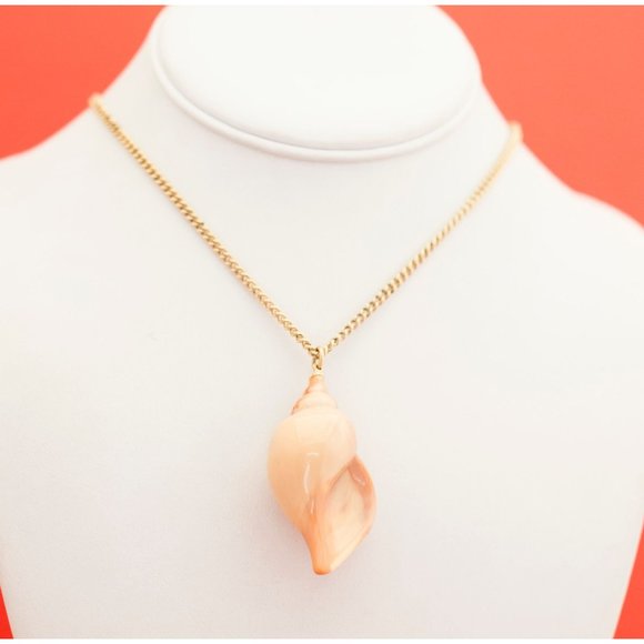 Mermaid Beige Sea Shell Necklace 27 Inches By Avon F16 - Picture 3 of 5